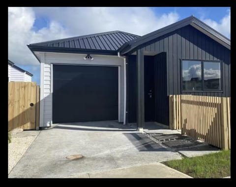 Cozy Room in Papakura Auckland Vacation rental in Waikato