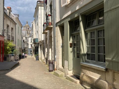 Sur la route de la cité royale Bed and Breakfast in Loches