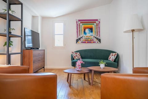 TV and multimedia, Living room