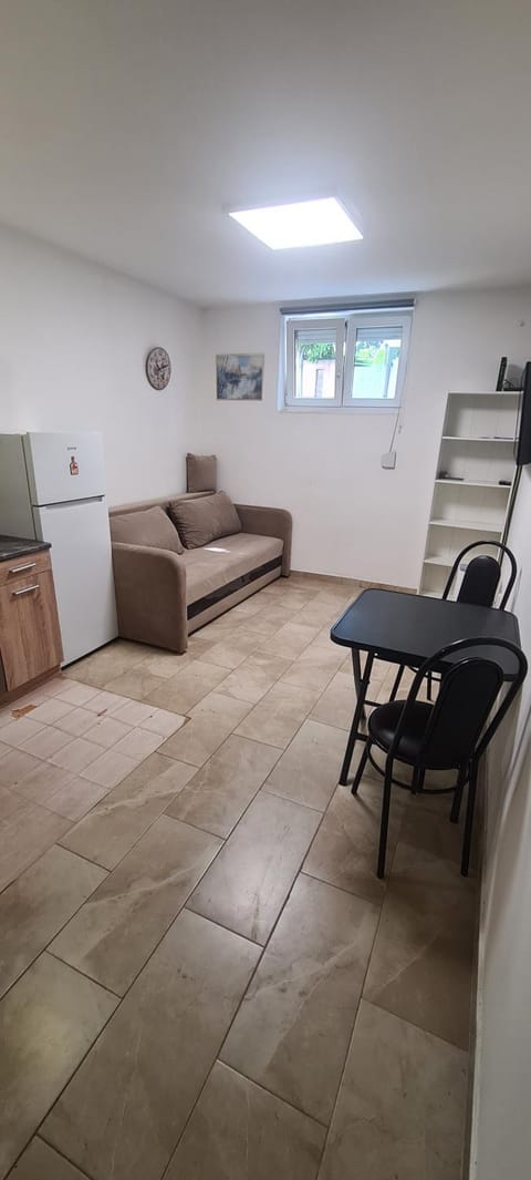 iDoli Stan Apartment in Belgrade