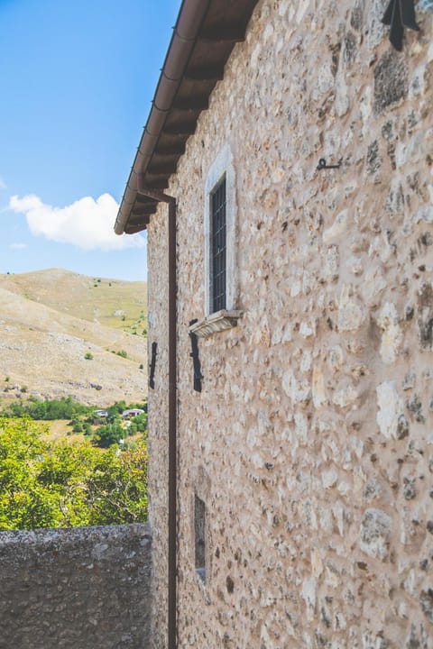 Property building, Natural landscape, Mountain view