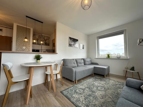 Communal lounge/ TV room, Sea view