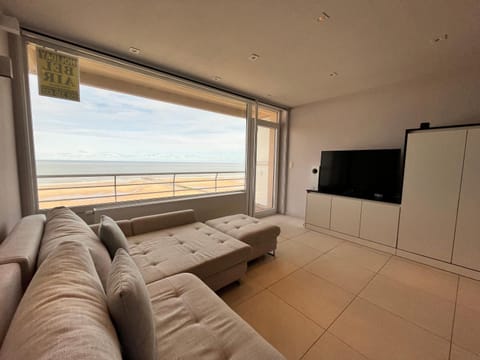 TV and multimedia, Balcony/Terrace, Living room, Seating area, Sea view
