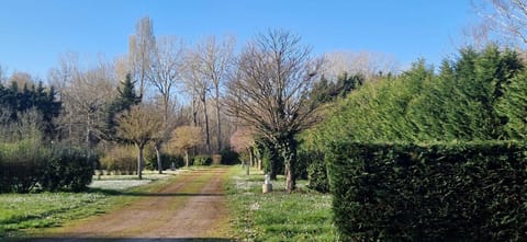 Camping maeva Escapades La Rivière Dorée Campground/
RV Resort in Île-de-France