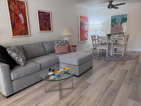 PS Villas II Getaway House in Palm Springs