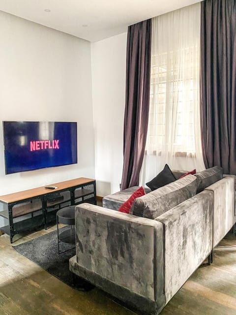 TV and multimedia, Seating area