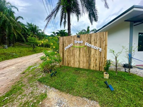 Palm Tree Resort House in Krabi Changwat