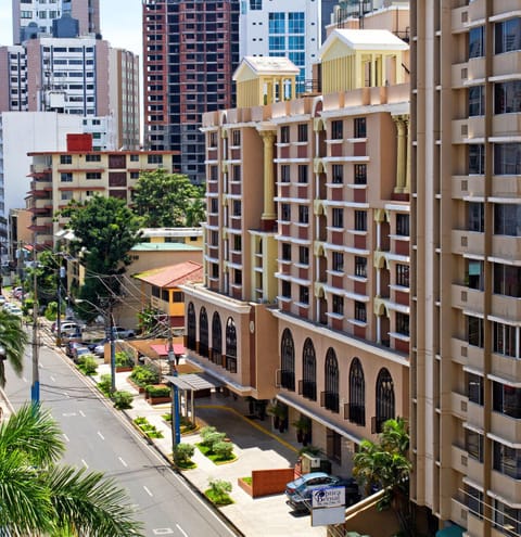 Property building, Facade/entrance, Off site, Day, Day, Bird's eye view, Decorative detail, City view, Street view