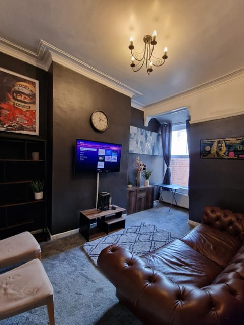 Kings Road Modern Home House in Middlesbrough