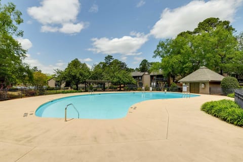 Pinehurst Lake Condo Water View and Community Perks Apartment in Pinehurst