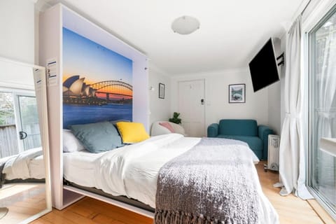 TV and multimedia, Bedroom
