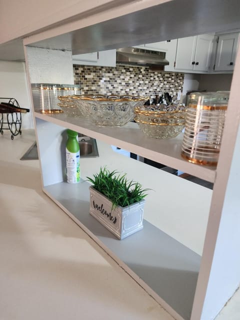 Georgie's Getaway! Beautiful 3bd 2ba lake view House in Ozark Mountains