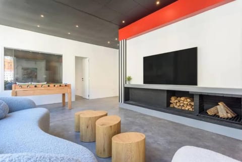 TV and multimedia, Living room