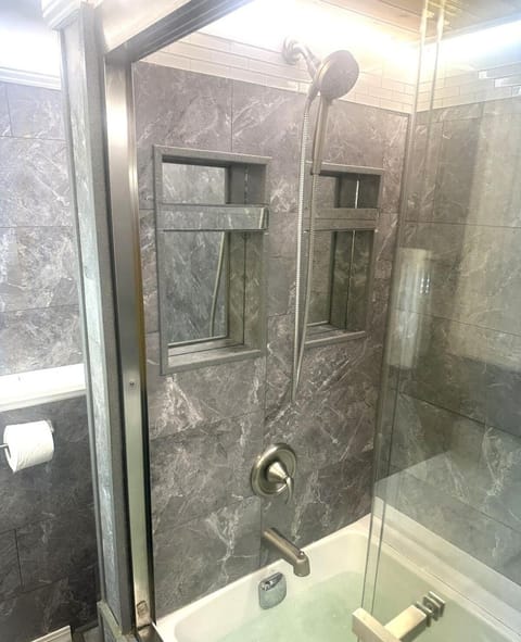 Shower, Hot Tub, Bathroom