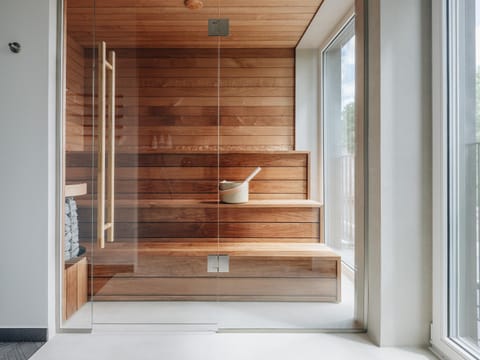 Shower, Sauna, Sauna, Bathroom