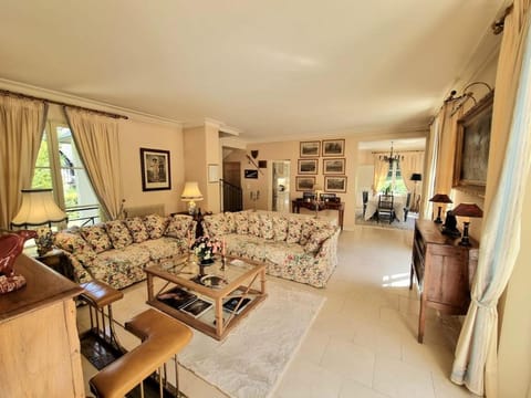 Villa Bovary Deauville, exceptional location Villa in Deauville
