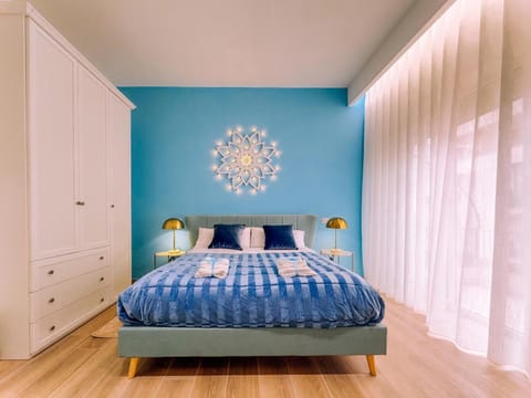 Bed, Photo of the whole room, Bedroom, wardrobe