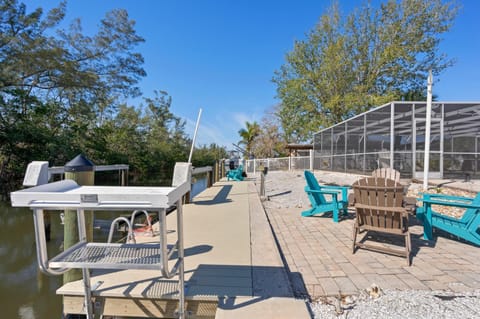 Now Booking for Summer! Mermaid Bay! Canal Front, Pool, Dock & More! House in Cortez