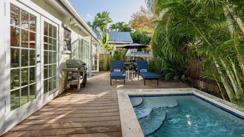 Dos Casitas by Last Key Realty House in Key West