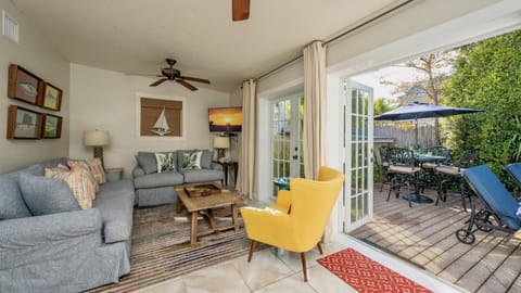 Dos Casitas by Last Key Realty House in Key West