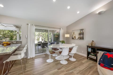 Tropical Oasis House in Indian Wells