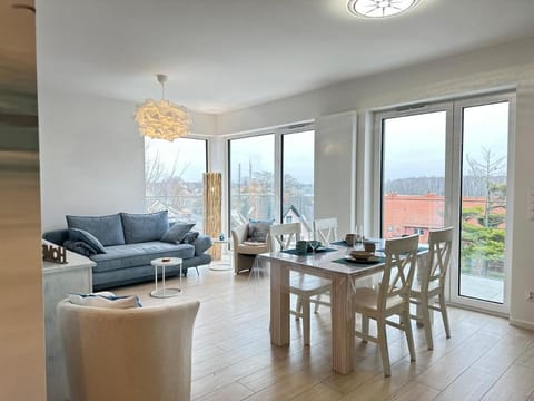 View (from property/room), Living room, Seating area