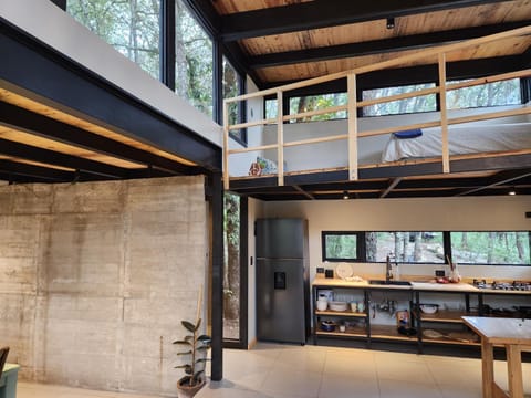 Casa Estudio UMMA, Punta del Bosque Villa in Hidalgo, Mexico