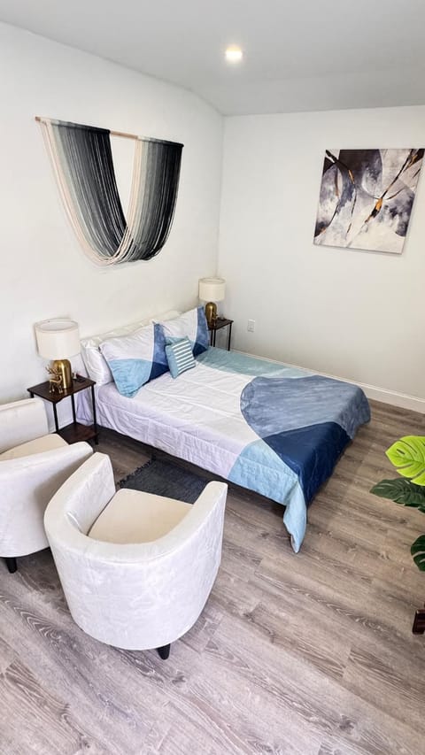 Miami North Beach Apartment in Golden Glades