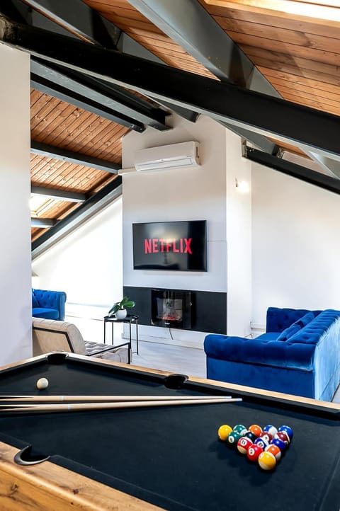 Style and confort 120mq, free garage Apartment in Turin