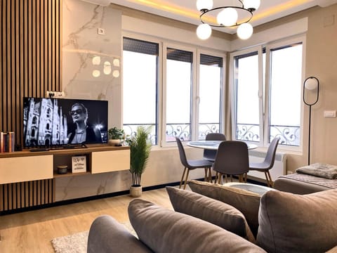 TV and multimedia, View (from property/room), Living room, Seating area