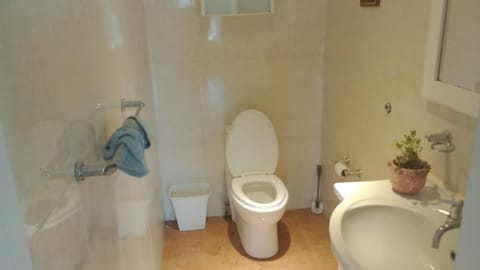 Casa increíble 6 recamaras 2 estacionamientos, alberca House in Mexico City