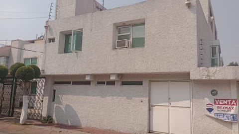 Casa de reyes en satelite House in Mexico City