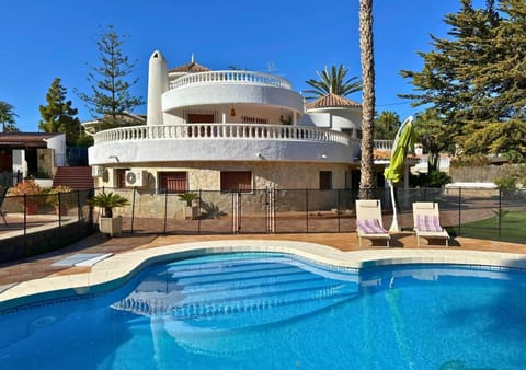 Villa Maréa: Private Luxury Villa Villa in Alicante