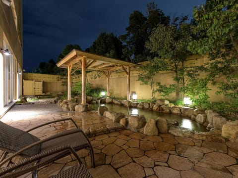 Hot Spring Bath, Open Air Bath