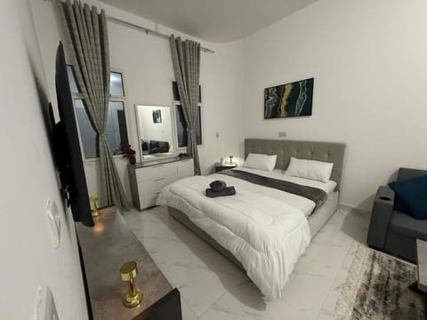 Brand new Stylish Studio Near to Yas & Airport Apartment in Abu Dhabi