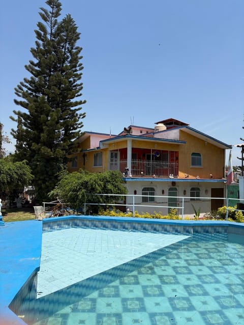 Property building, Swimming pool