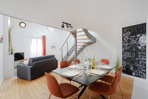 TV and multimedia, Living room, Dining area