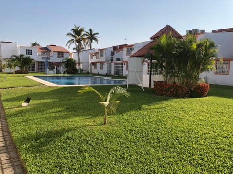 Hermosa Villa Acapulco diamante 10 personas Villa in Acapulco