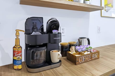 Coffee/tea facilities, Kitchen or kitchenette