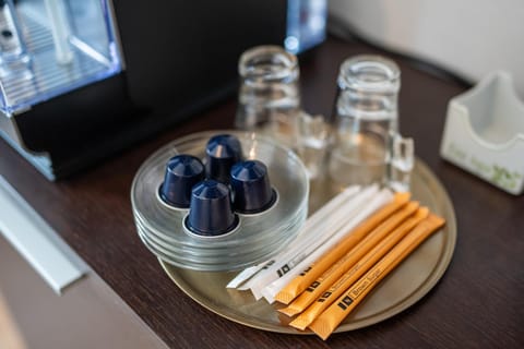 Food and drinks, Food, Drinks