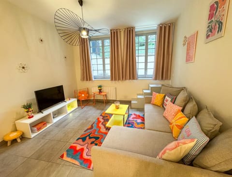 Lyon funky flat piscine et parking Apartment in Tassin-la-Demi-Lune