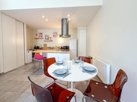 Lyon funky flat piscine et parking Apartment in Tassin-la-Demi-Lune