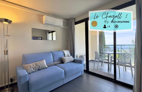 Natural landscape, TV and multimedia, View (from property/room), Balcony/Terrace, Living room, Sea view, internet, air conditioner