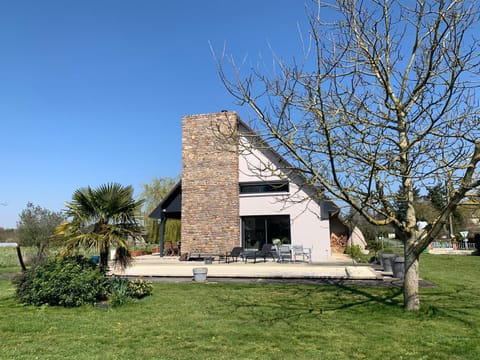 Maison avec piscine Vacation rental in Centre-Val de Loire