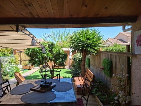 Property building, Patio, Garden, Dining area, Garden view