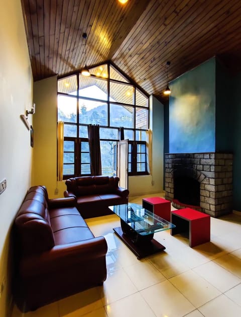 Communal lounge/ TV room, Living room