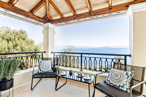 Patio, Day, View (from property/room), Balcony/Terrace, Seating area, Sea view