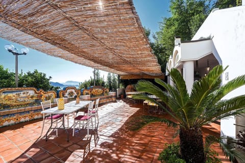 Patio, Spring, Day, Garden, Balcony/Terrace, Lounge or bar, Garden view