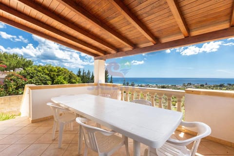 Patio, Day, Natural landscape, View (from property/room), Balcony/Terrace, Living room, Seating area, Dining area, Sea view