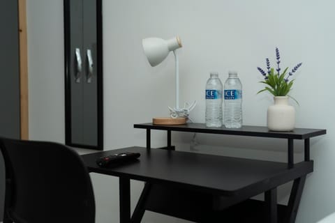 4 Bed Failsworth Home - 3 Bathrooms - Free Parking - Ideal For Contractors & Families House in Manchester